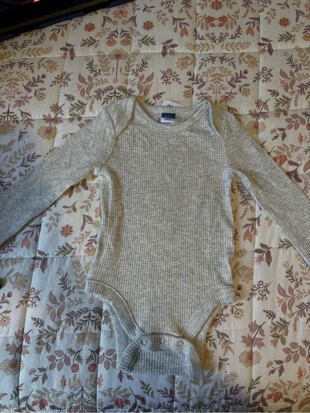 Carter's Ribbed Long-Sleeve Bodysuit - Light Gray